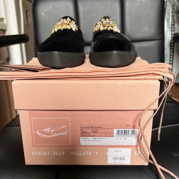 Brand New! Black Velvet Miu Miu With Crystals Size 37 - Picture 2 of 6